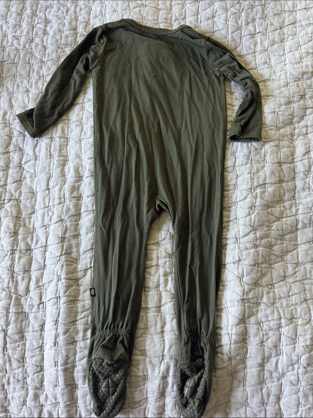 Kyte baby olive green pajamas - Picture 2 of 2